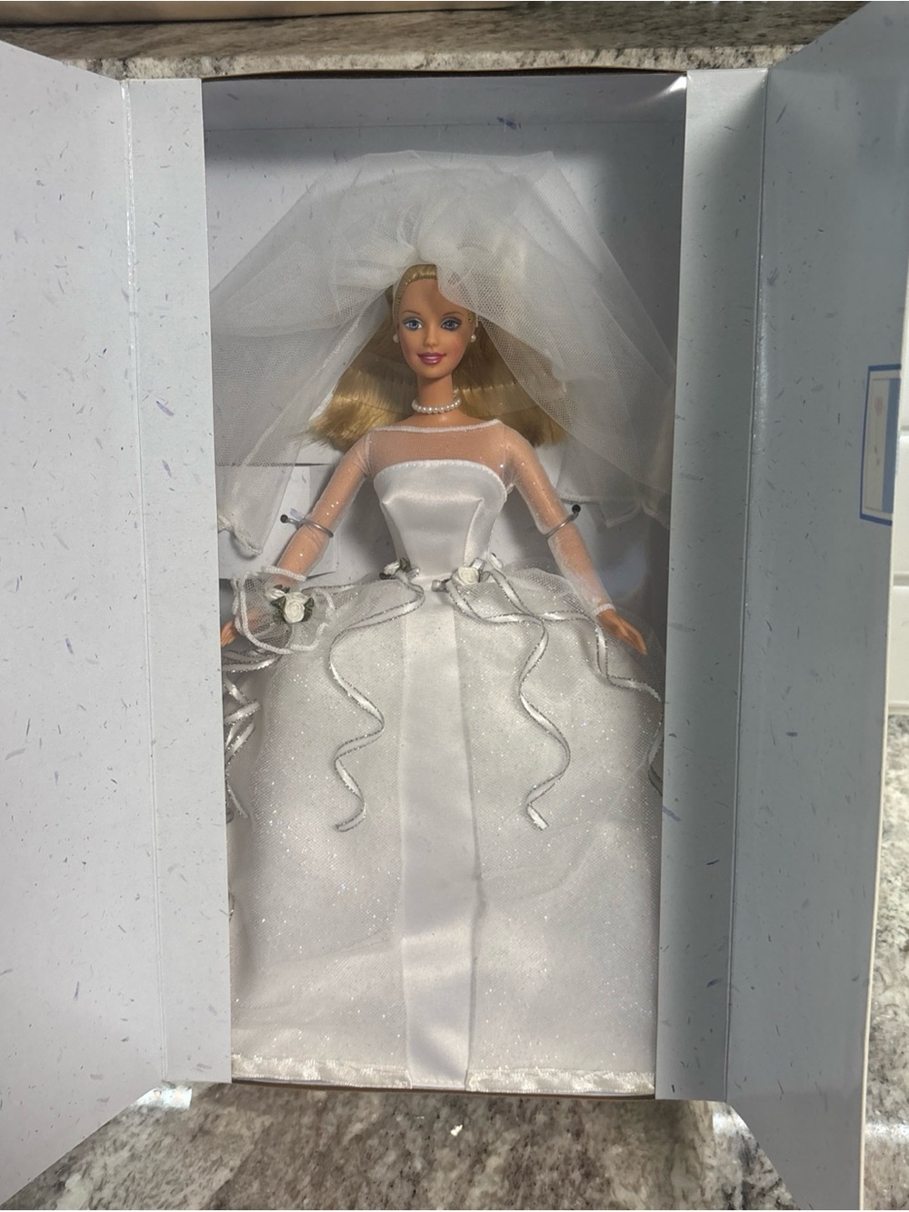 Vintage Mattel Barbie Blushing Bride 1999 NRFB Blonde Wedding Dress #26074 Doll